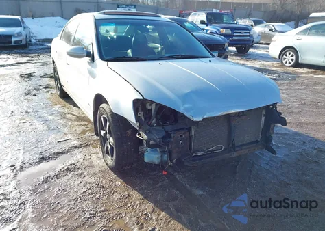 2005 Nissan Altima 2.5 S из США, поврежденный, VIN 1N4AL11D35C309671